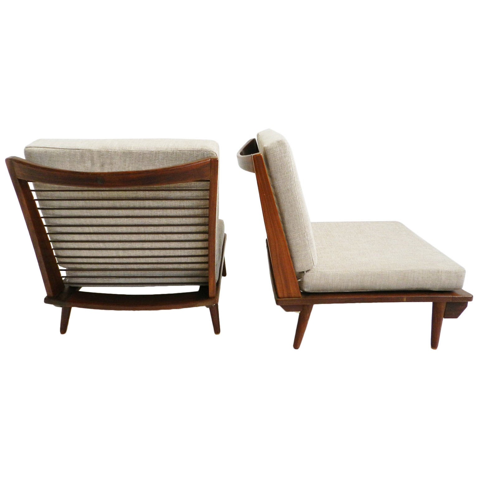 Minimal low lounge chairs in Japanese style