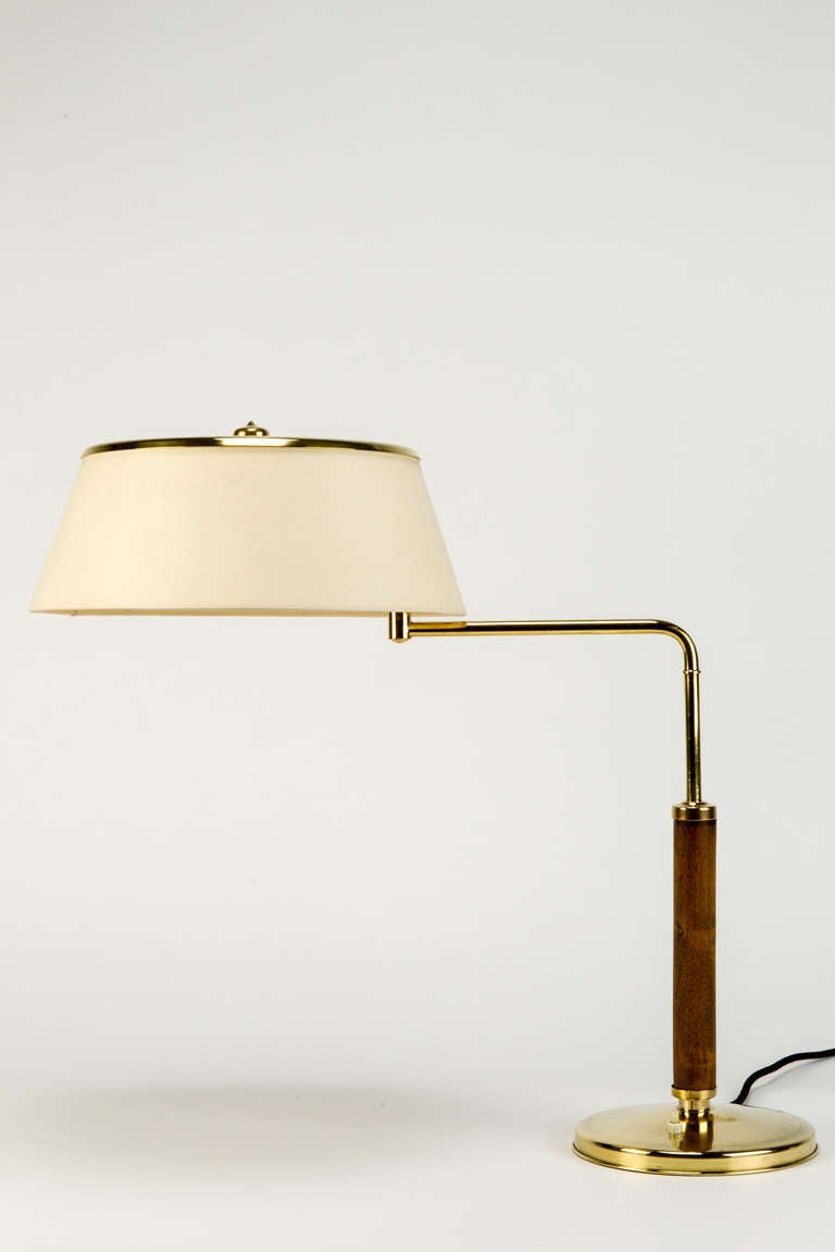 A rare brass desk lamp Quick 1500 by Alfred Mueller, AMBA, Basel, Switzerland, 40'.
Has multiple position joints.
Diameter of base: 20cm
Diameter of shade: 37cm
Height adjustable from 55cm up to 65cm