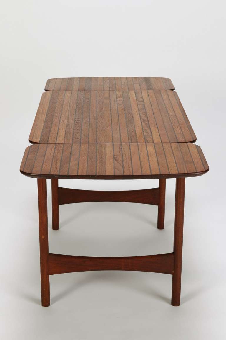 Mid-Century Modern Danish Drop-Leaf Coffee Table in Teak by Hvidt Mølgaard-Nielsen, 1950s For Sale