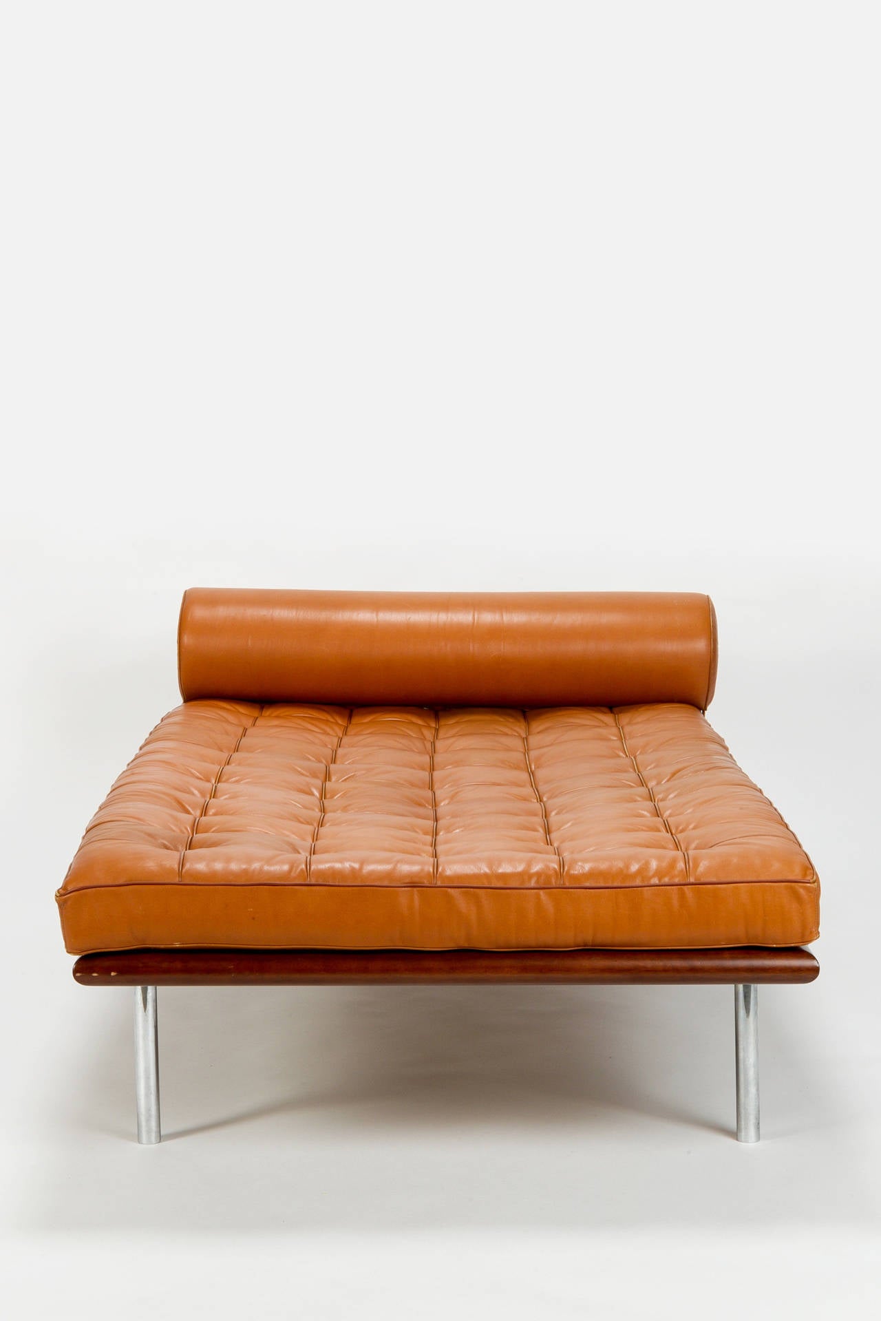 Tedesco Letto da giorno Barcelona di Mies van der Rohe per Knoll
