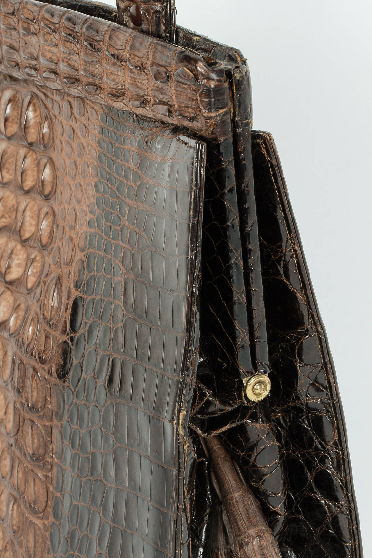 Mid-20th Century Real Alligator Leather Handbag Purse, 1940s For Sale