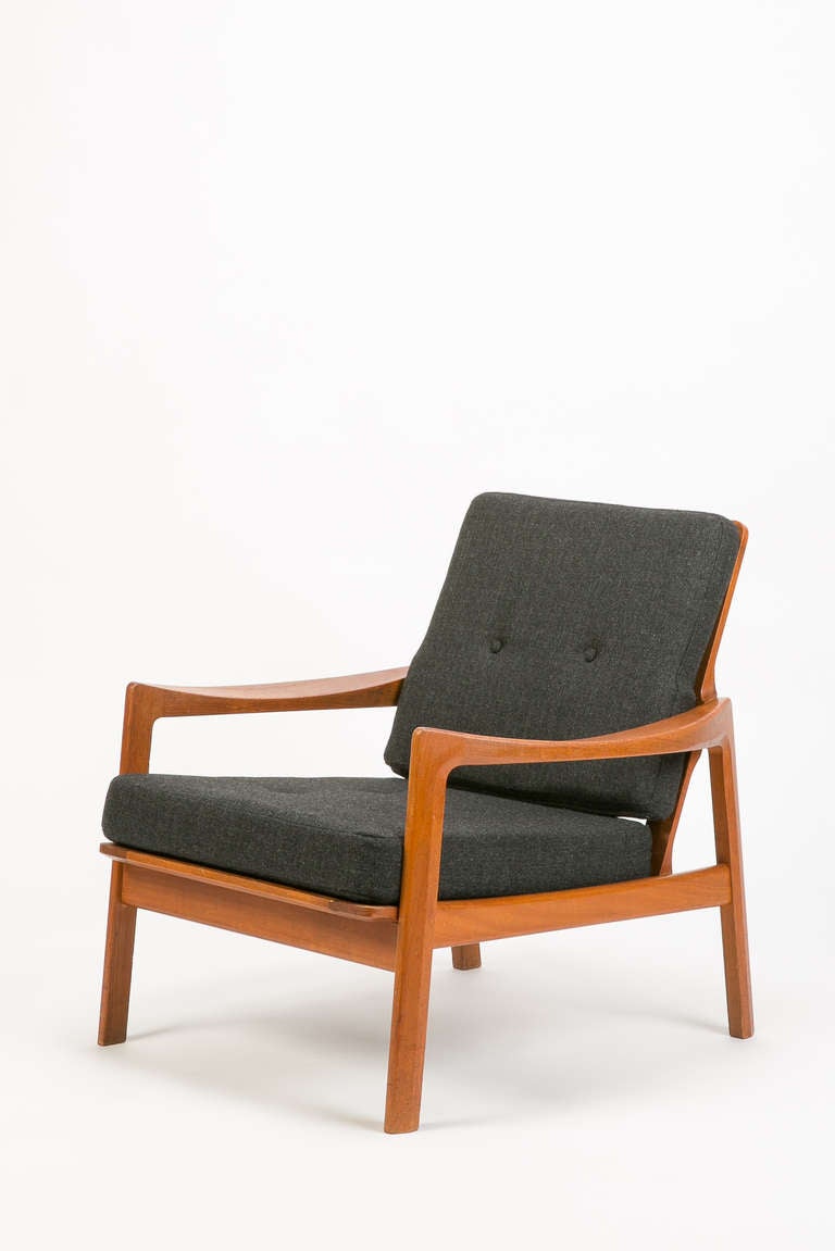 Scandinavian Modern Pair of Easy Chairs by Tove & Edvard Kindt-Larsen For Sale