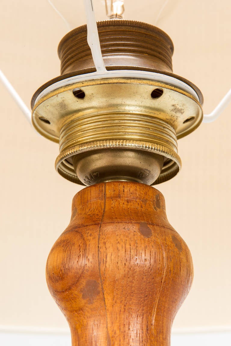 Danish Teak Floor Lamp Bulb Base 3