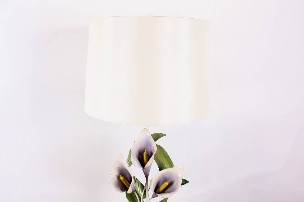 Italian Hand-Crafted Flower Lamp Imitation of Lilies, 20th Century