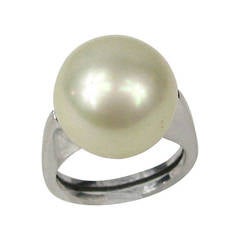 Stunning 14K White Gold Pearl Modernist Ring 4