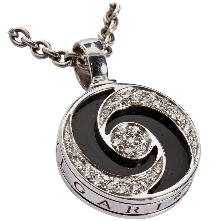 Bulgari Spinning Diamond Gold Onyx Optical Illusion Pendant WITH Chain