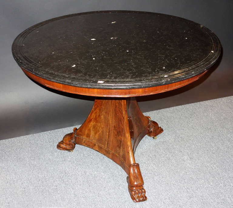 Directoire 18th Century Gueridon Table in Flamed Mahogany with Marble Top For Sale