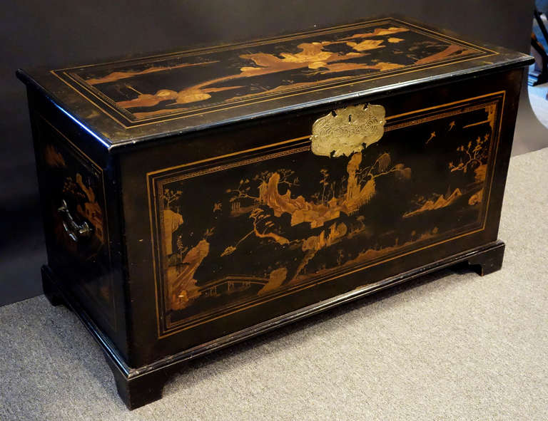 Japonisme 18th Century Chinoiserie Trunk with Brass Hardware For Sale