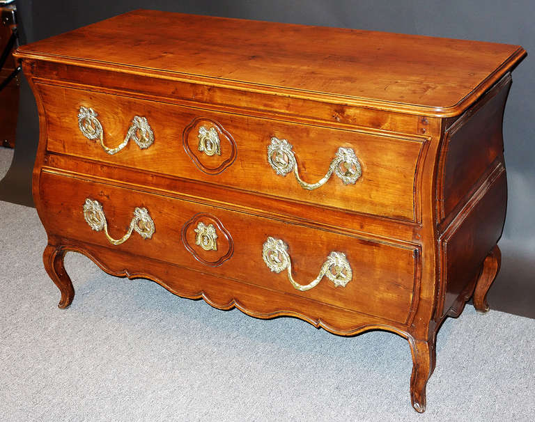 Exquisite Louis XV Walnut Serpentine Commode