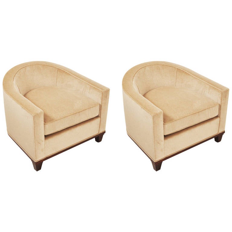 Pair of squat armchairs by Emile-Jacques Ruhlmann For Sale