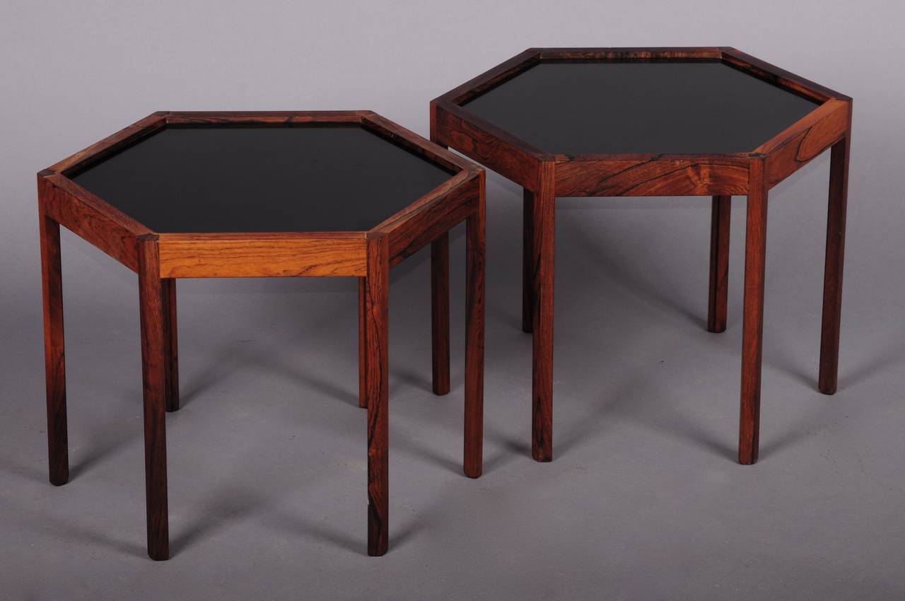 pair of bedside tables 4