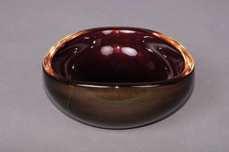 Purple and Gold Murano Bowl In Excellent Condition In grand Lancy, CH