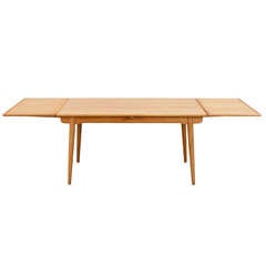 Extendable Dining Table in Oak by Hans J. Wegner