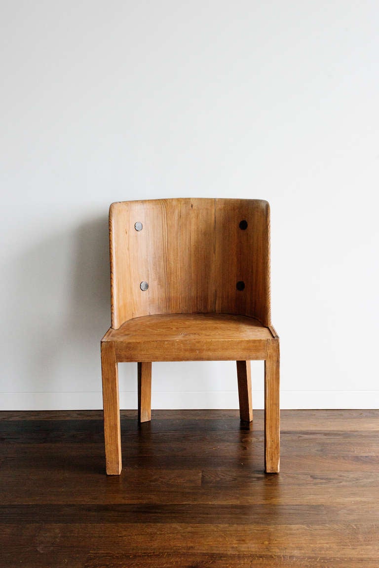 Nordic Pine chair with four metal mountings, manufactured by Nordiska Kompaniet from 1929 on until the very early 1930s.