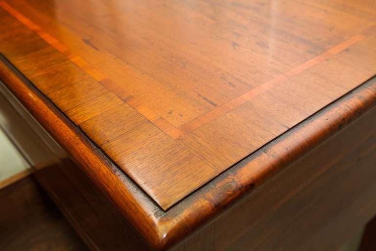 Directoire Lombard Desk