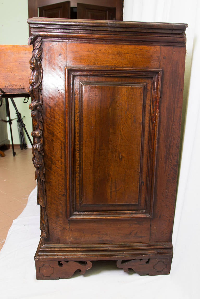 Louis XIV Italian Chest of Drawers with Small Ribalta 2