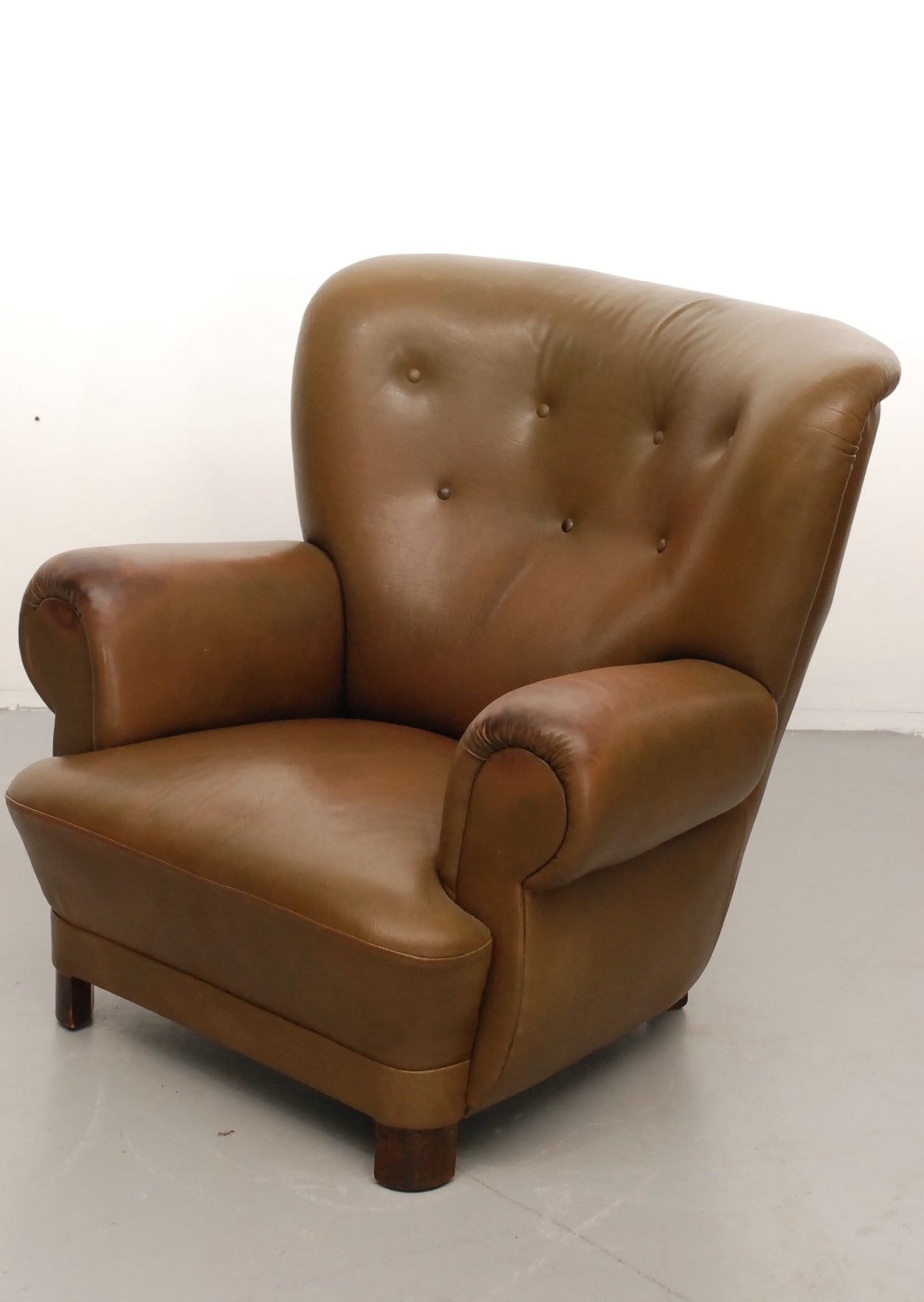 Danish Giant Club Chair in Leather (incl delivery US) For Sale 3
