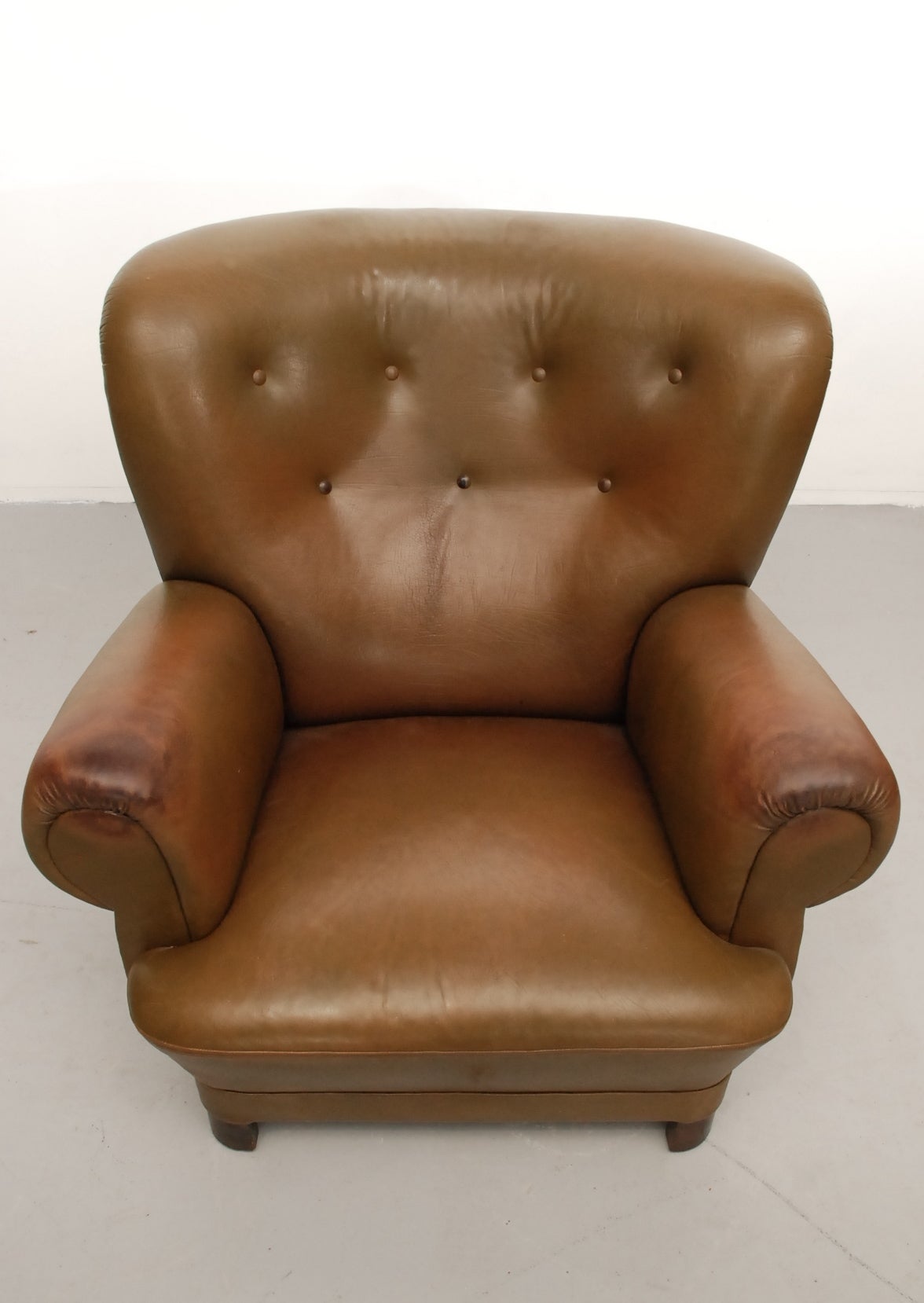Danish Giant Club Chair in Leather (incl delivery US) For Sale 4