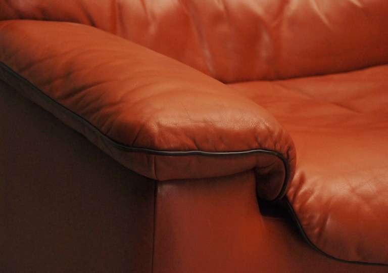 Swiss De Sede DS-66 Three-Seat Sofa For Sale