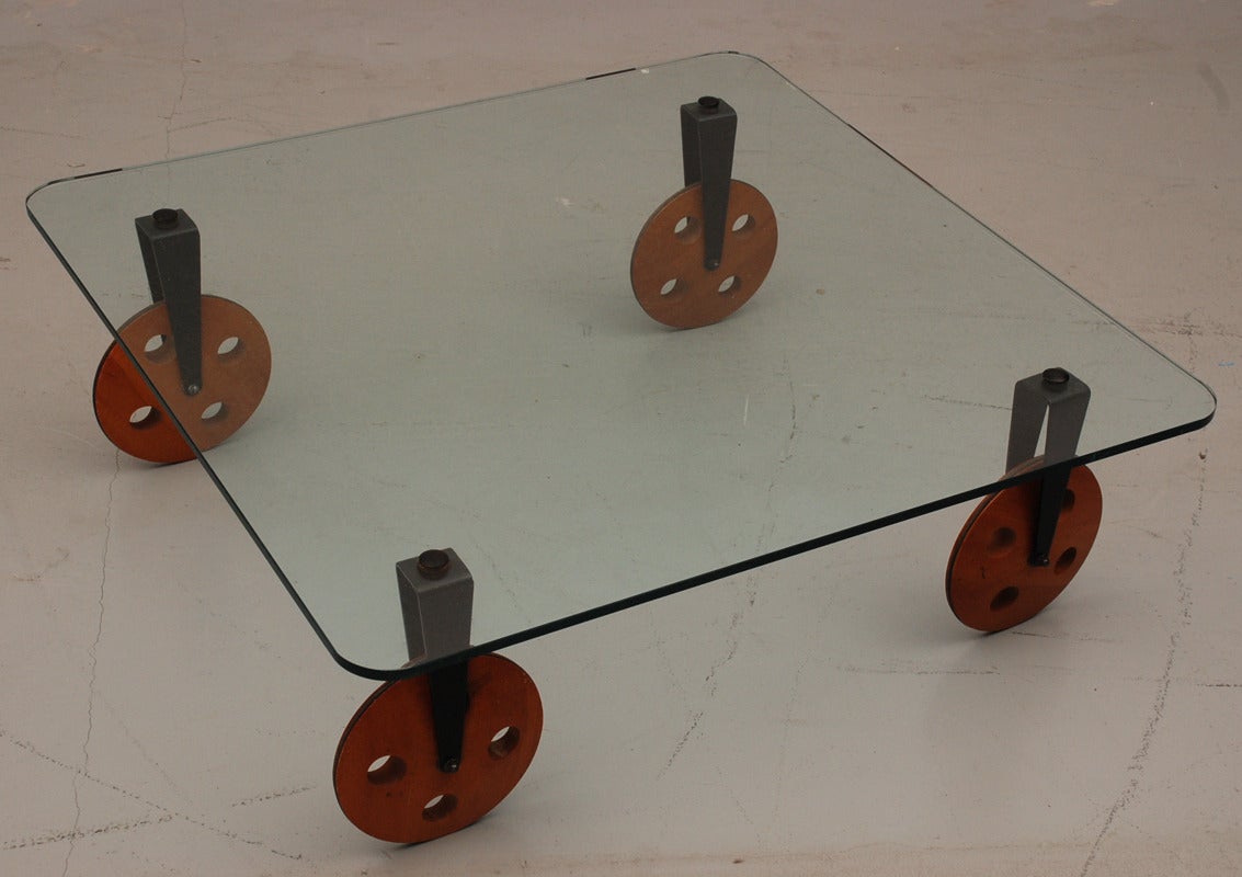 Coffee Table in the Style of Gae Aulenti for Fontana Arte