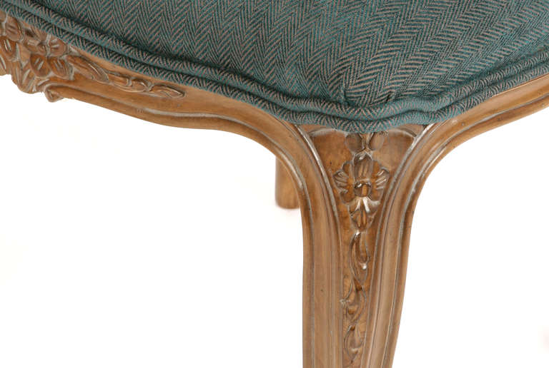 Louis XV Chair with Cabriolet Legs For Sale 4