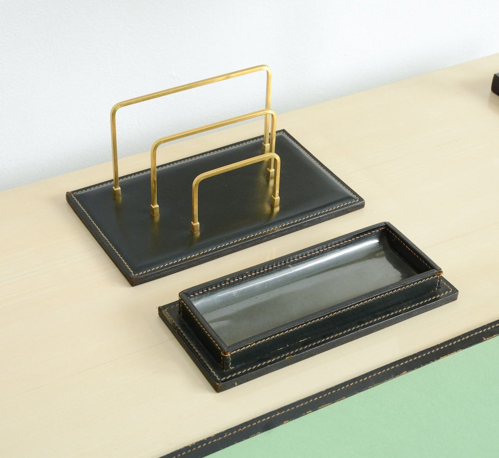 Ensemble de bureau complet de Delvaux:: Belgique:: années 1950 Excellent état à Vlimmeren, BE