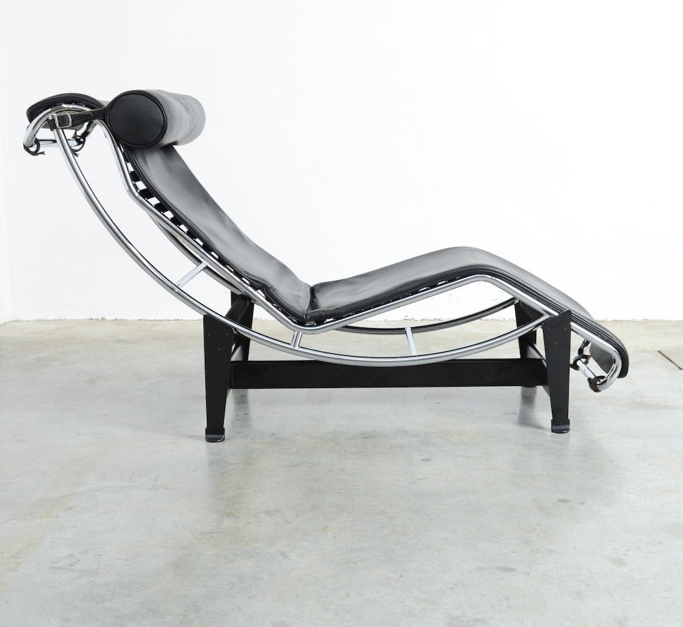 Mid-Century Modern Chaise-Longue LC4 by Le Corbusier for Cassina