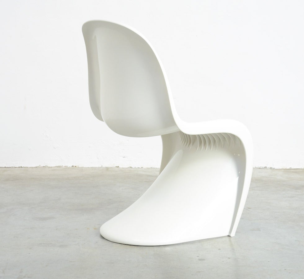 Ensemble de 4 chaises empilables S de Verner Panton pour Herman Miller:: 1973 1