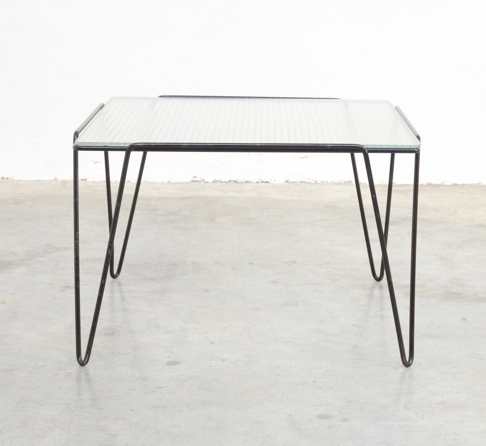 Mid-Century Modern 1950s Square Side Table by A. Bueno de Mesquita for Goed Wonen