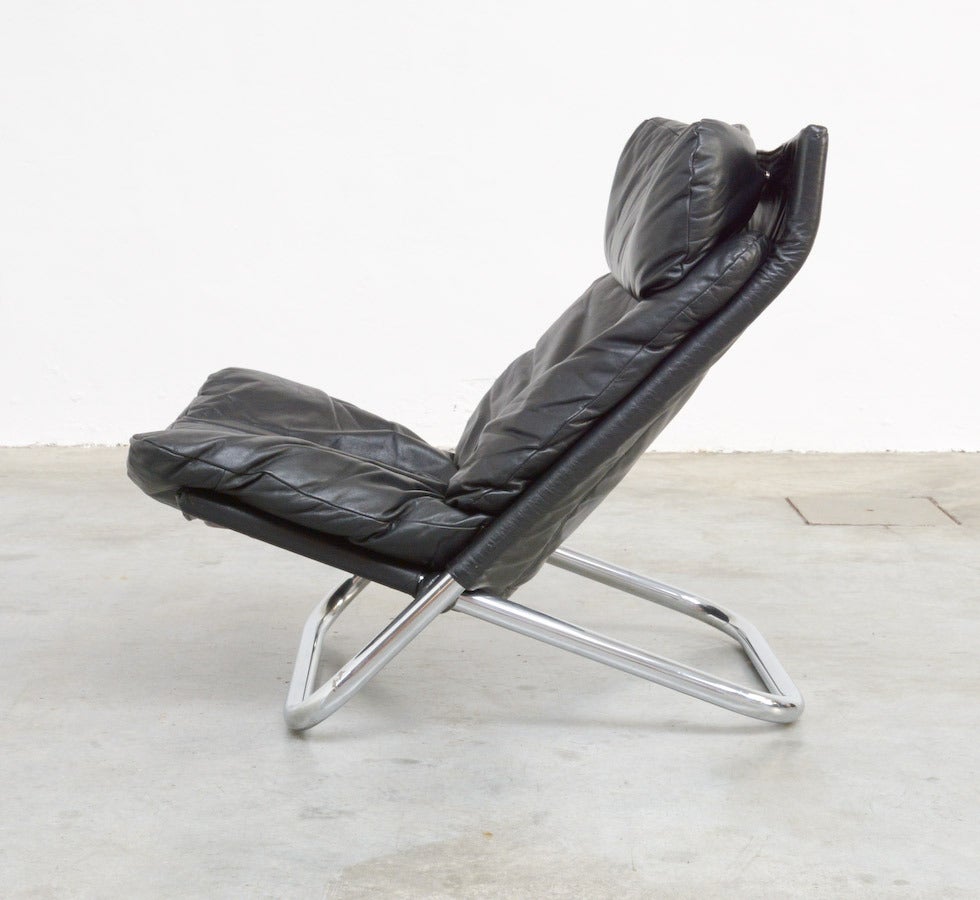 Organic Modern Easy Chair Cross by Marcello Cuneo for Arflex, 1974