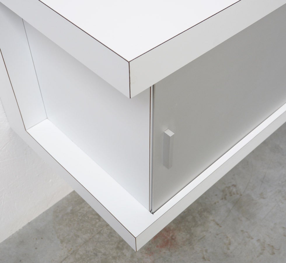 Minimal Floating Sideboard by Horst Bruning for Behr In Excellent Condition In Vlimmeren, BE