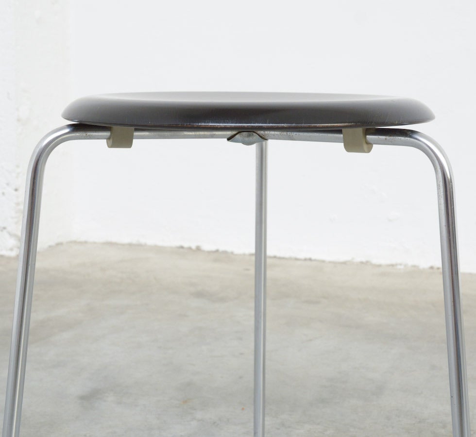 Mid-Century Modern Dot Stool by Arne Jacobsen for Fritz Hansen