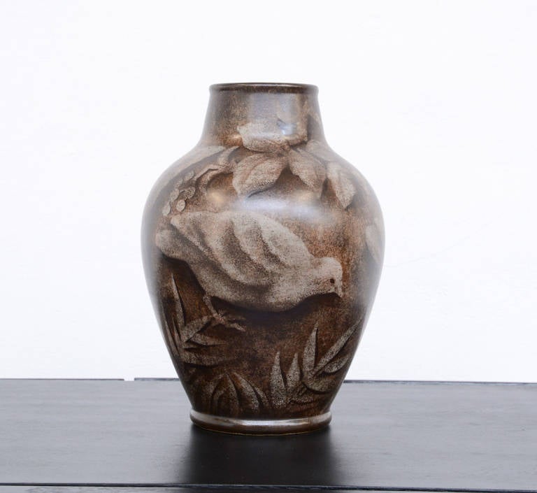 Rare vase de Charles Catteau pour Boch Frères Keramis