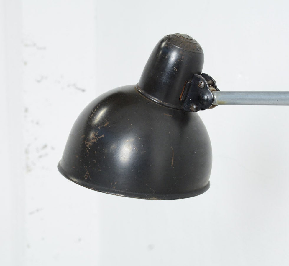 Bauhaus Idell Desk Lamp by Christian Dell In Good Condition In Vlimmeren, BE