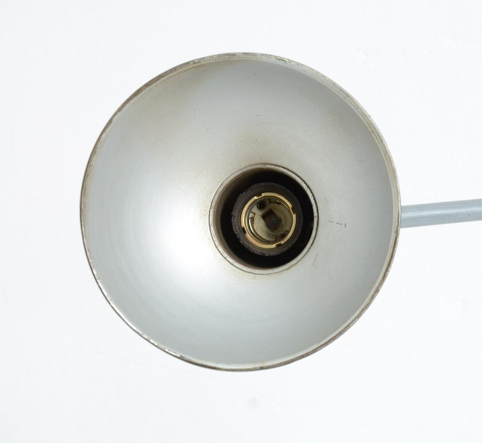 Bauhaus Idell Desk Lamp by Christian Dell 4