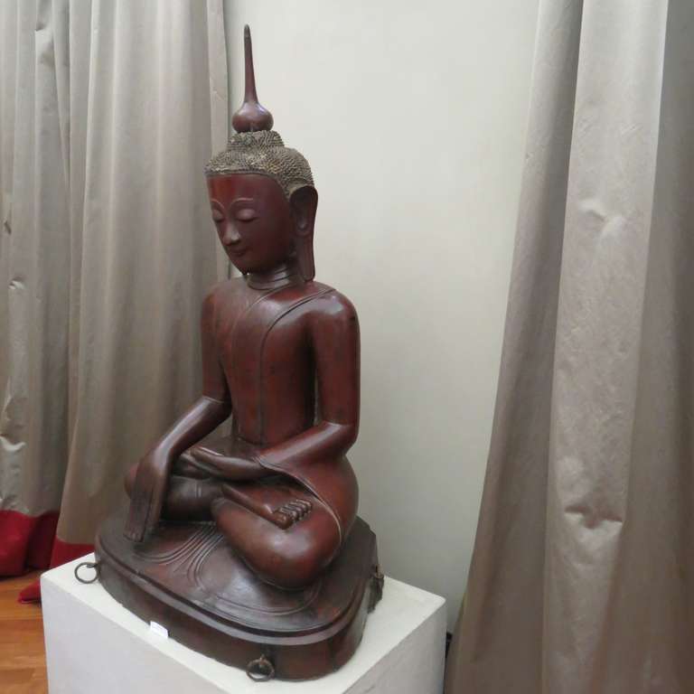 Exceptionally Large Burmese Dry Lacquer Buddha 1