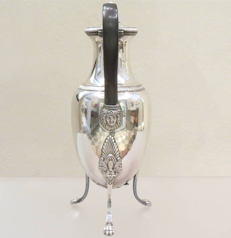 French First Empire Silver Coffee Pot, 1810 In Excellent Condition For Sale In Torino, IT