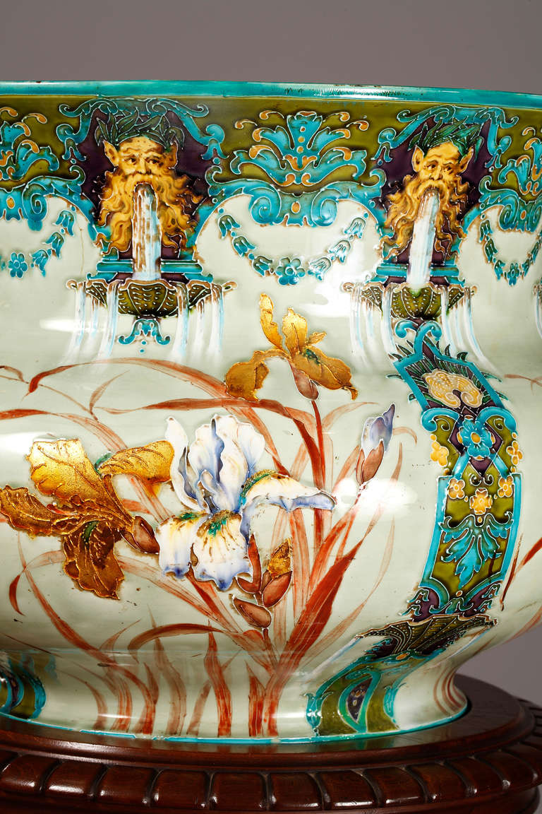 19th Century Gien, French Faience Jardiniere on Its Natural Walnut Stand, circa 1880 For Sale