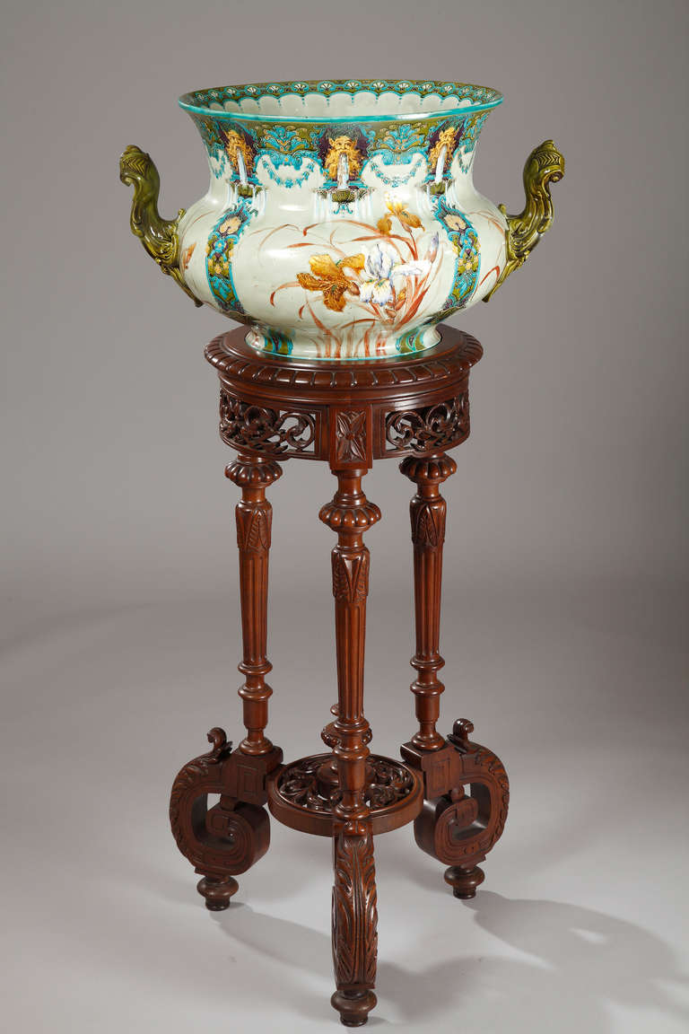 Belle Époque Gien, French Faience Jardiniere on Its Natural Walnut Stand, circa 1880 For Sale