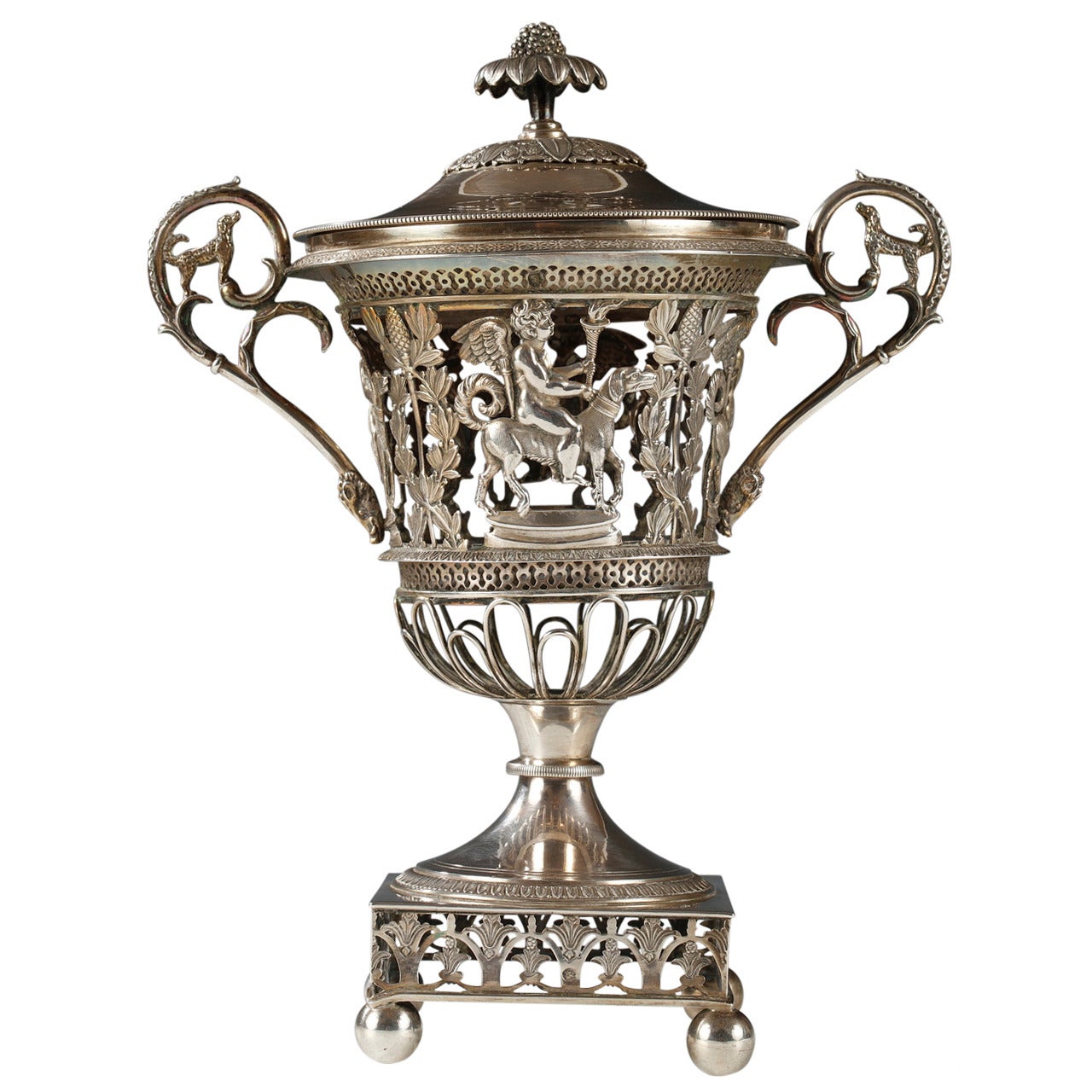 Early 19th Century Solid Silver Sugar Bowl and Cover For Sale