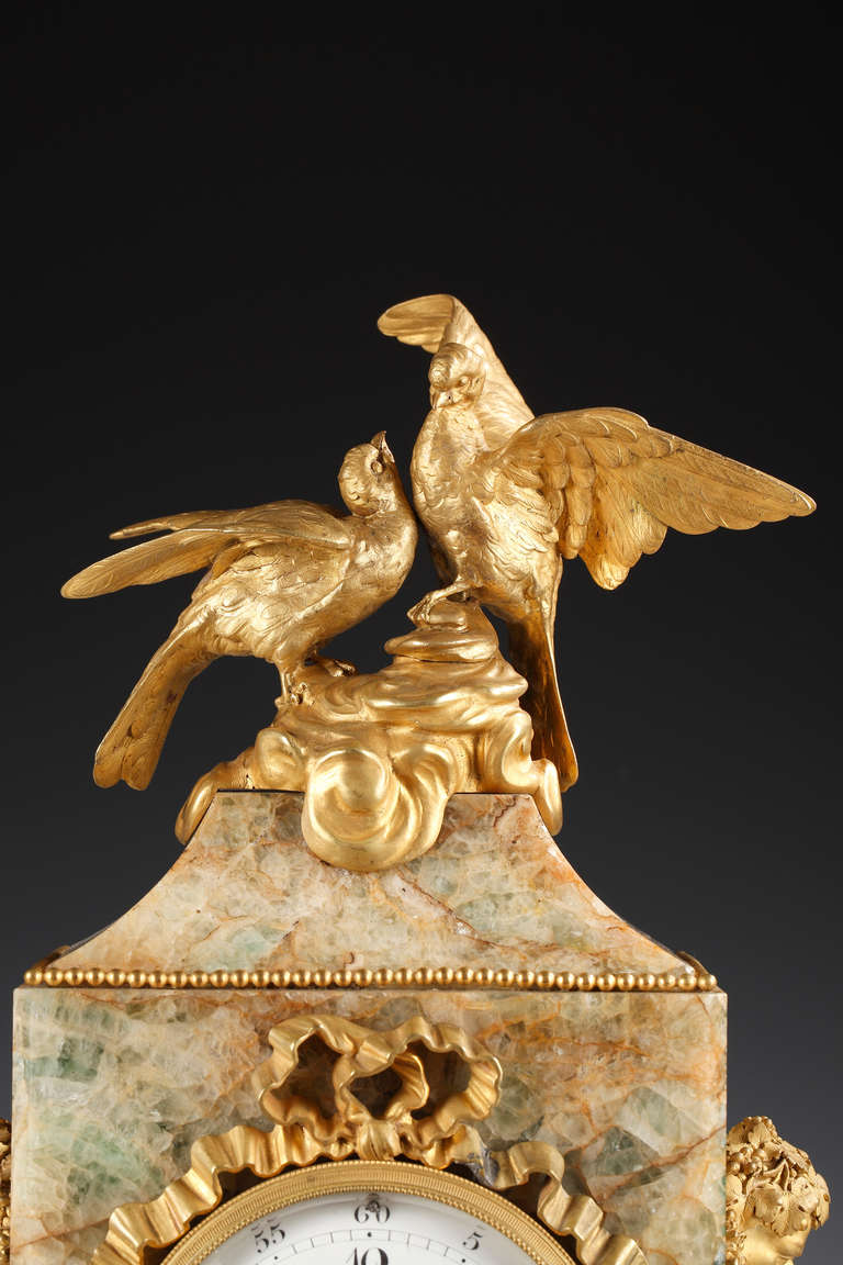 The “Doves” Splath-Fluor Clock Attributed to Susse Frères In Good Condition For Sale In Paris, FR