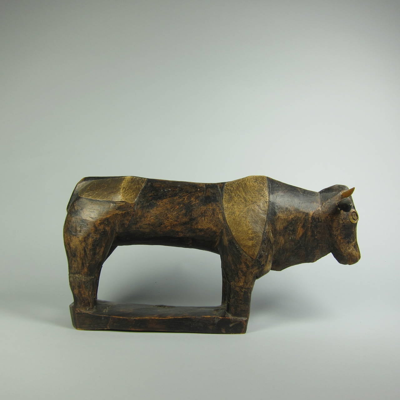 Tribal Early 20th Century Zulu Carving of a Bull, South Africa