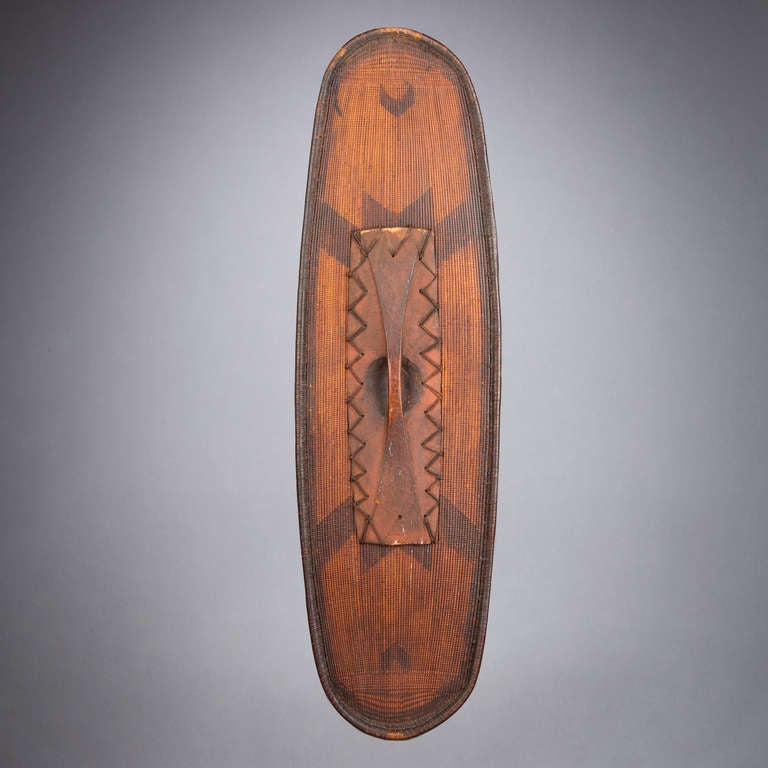 Congo Wicker Shield, Late 19th Century In Good Condition In New York, NY