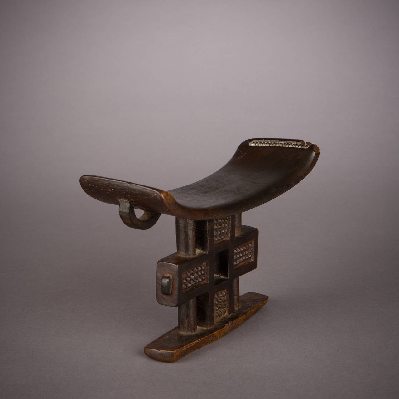 19th Century Tribal Tsonga Shangaan Headrest, South Africa In Good Condition In New York, NY