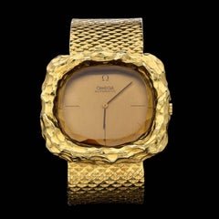 Omega Andrew Grima Ladies Yellow Gold Teak Automatic Wristwatch, circa 1970