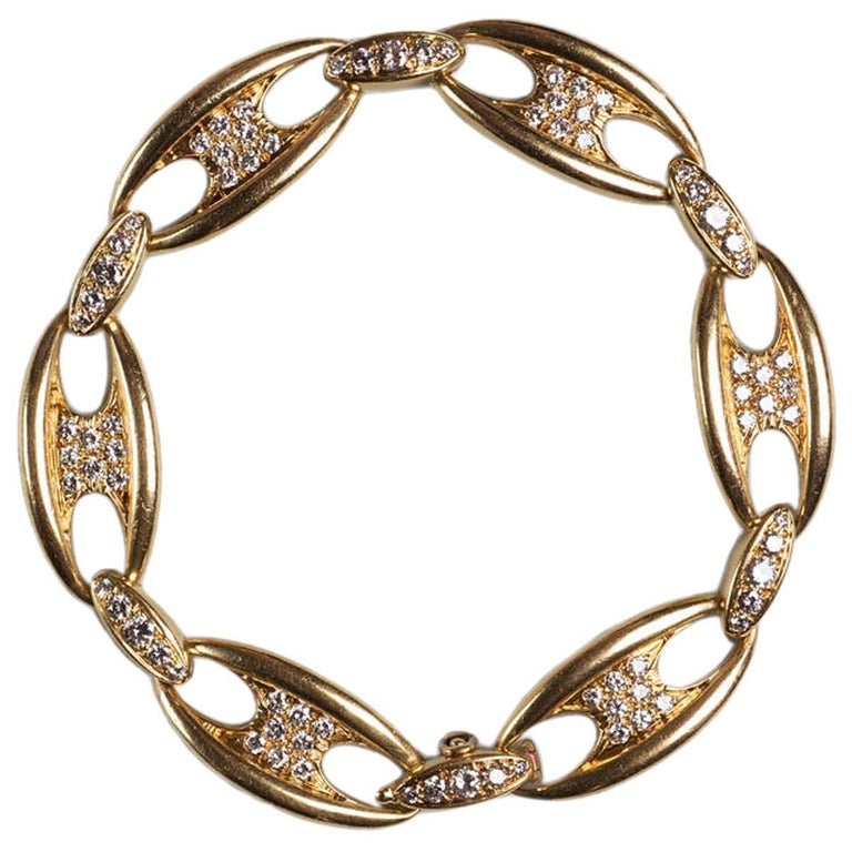 Mauboussin Diamond Gold Chain Bangle Bracelet, circa 1965 For Sale at
