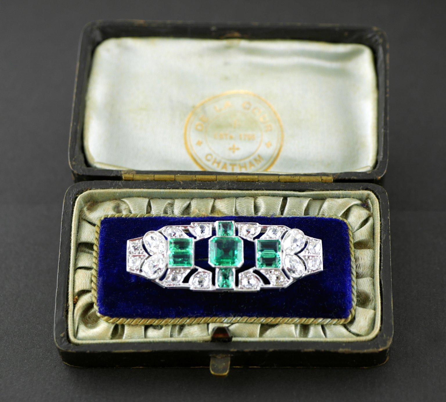 1.70 Carat Certified Emerald Diamond Platinum Brooch, circa 1930 5