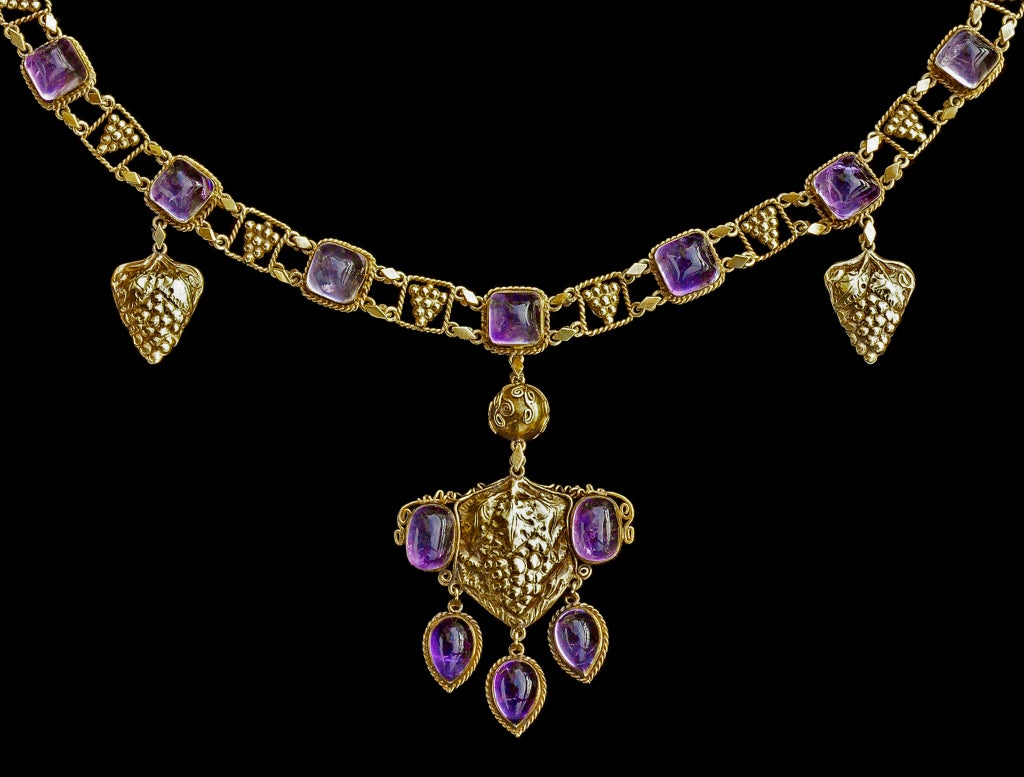 Illustrated in our book:
Beatriz Chadour-Sampson & Sonya Newell-Smith, Tadema Gallery London Jewellery from the 1860s to 1960s, Arnoldsche Art Publishers, Stuttgart 2021, cat. no. 208 
A superb, documented Arts & Crafts amethyst and gold necklace