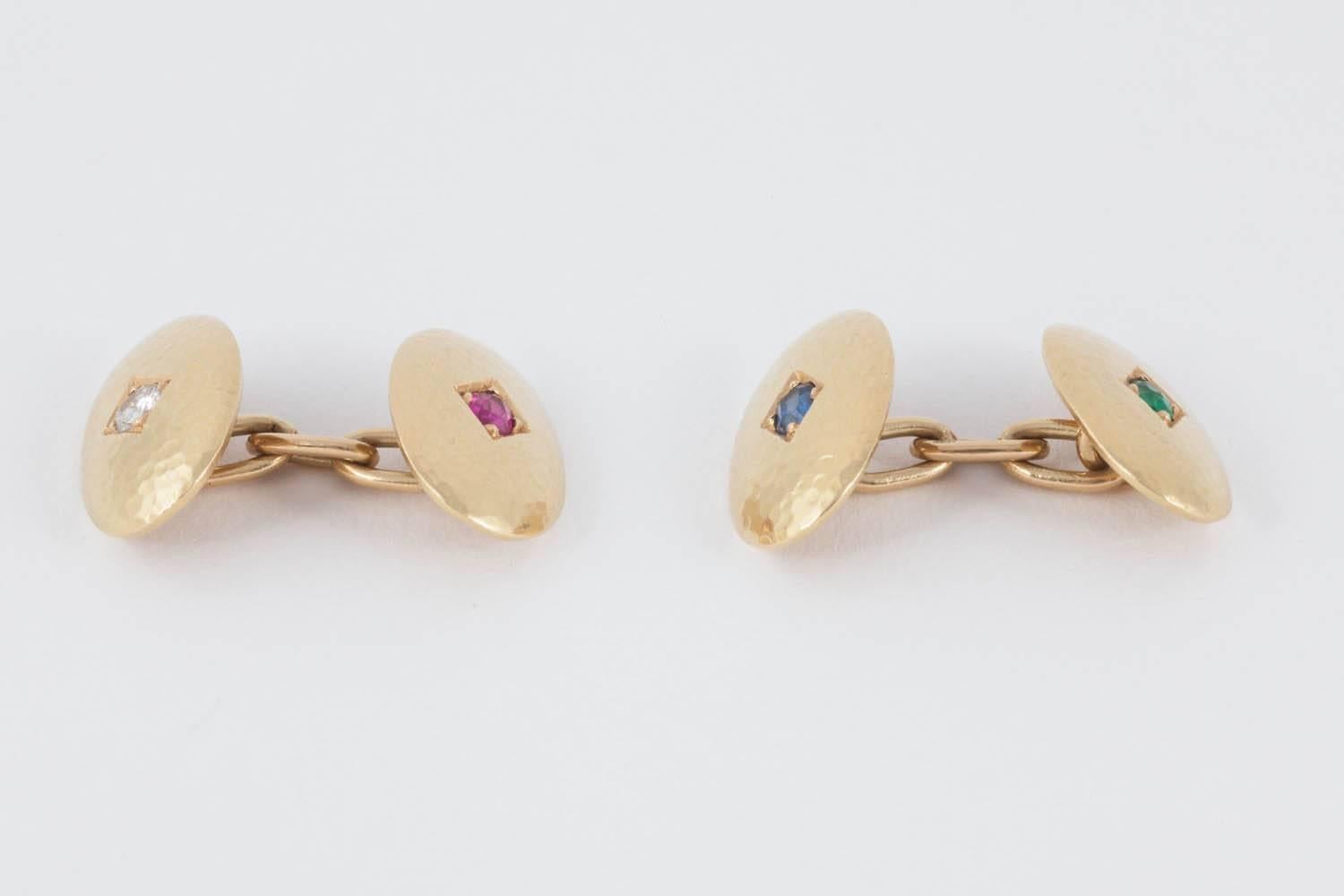 Emerald Sapphire Ruby 18 Karat Gold Cufflinks In Excellent Condition For Sale In London, GB