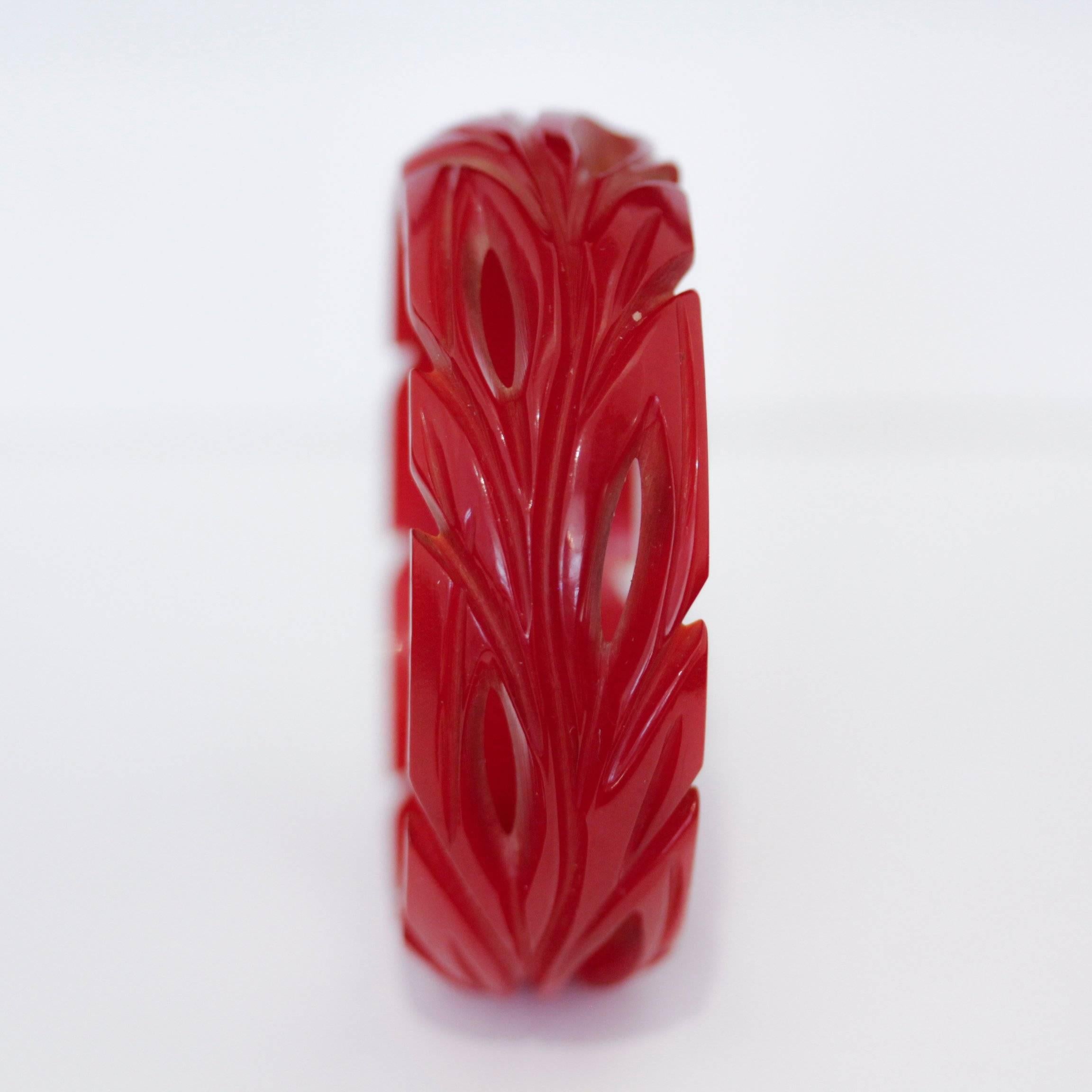 Art Deco Cherry Red Bakelite Bangle, Deep Leaf Carvings and Cut-Outs from Bangle For Sale 1